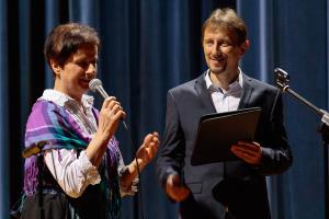 Dobrodelna glasbena prireditev  z ljudsko pesmijo 8